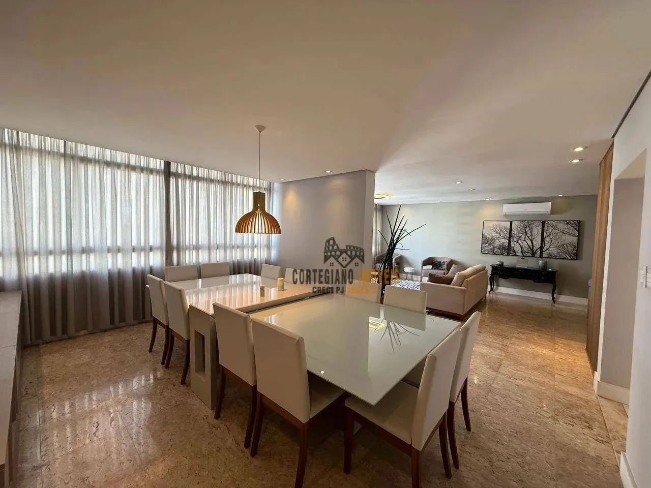 Boqueirão, Santos - Apartamento de Alto Padrão À Venda na Quadra da Praia !