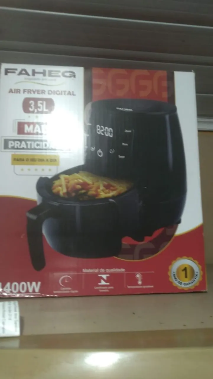 Fritadeira Elétrica Air Fryer Digital 3,5L FAHEG