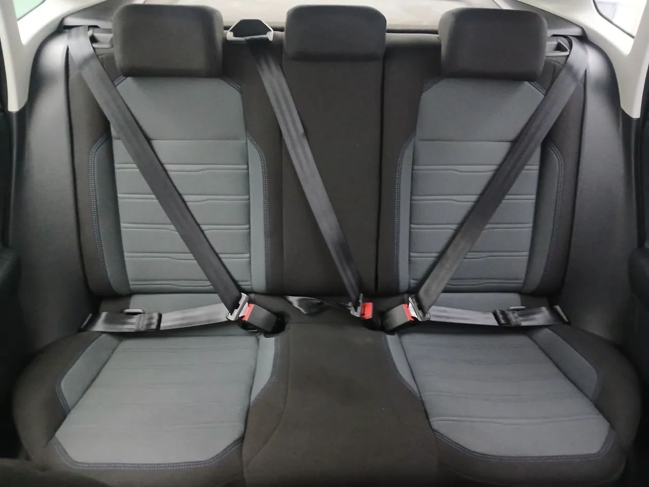 Volkswagen Nivus Comfortline 1.0 200 TSI Flex Aut., foto 18 de 18