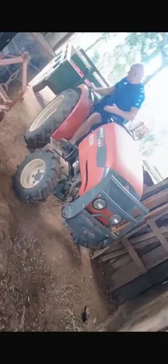 Trator Agrale 4100.4 EXCELENTE  - Foto 3