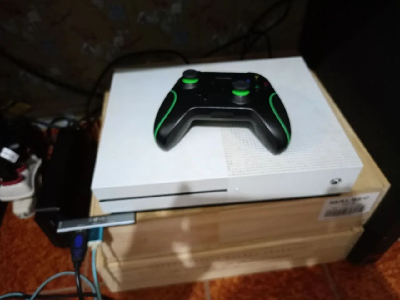 Xbox one S 1 Cont. 1 Tera. 1 jogo mídia. Sem detalhes mínimo 800 - Foto 6