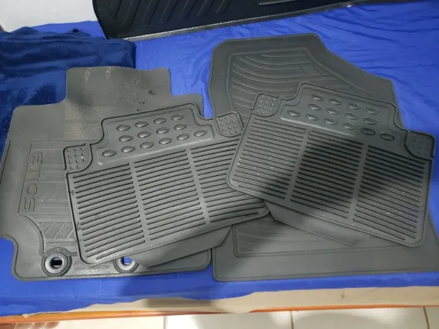 Tapete de Borracha Original Etios Hatch 2015 a 2021