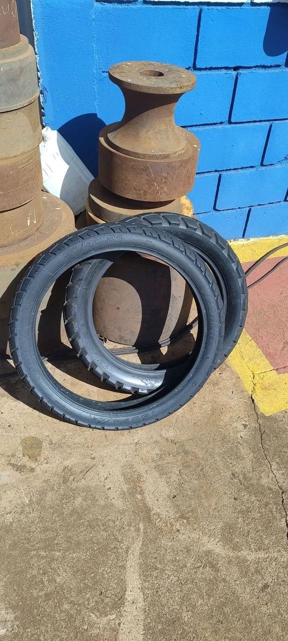Pneus de Moto 90/90-21 130/80-18