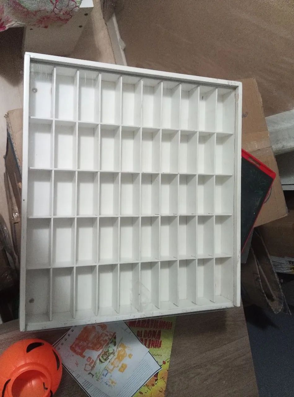 Expositor para miniaturas 