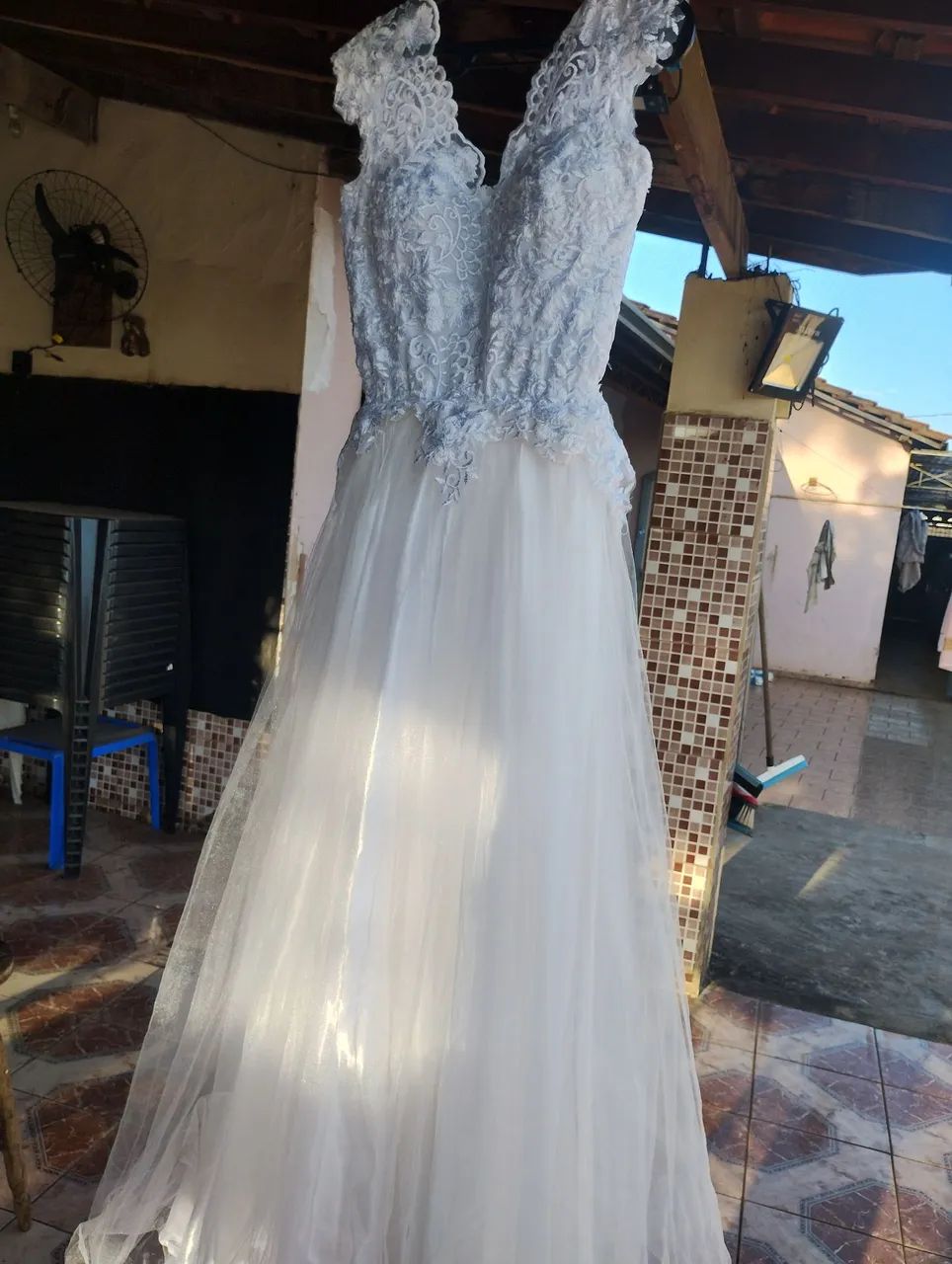 Vestido de noiva elegante e romântico - Foto 3