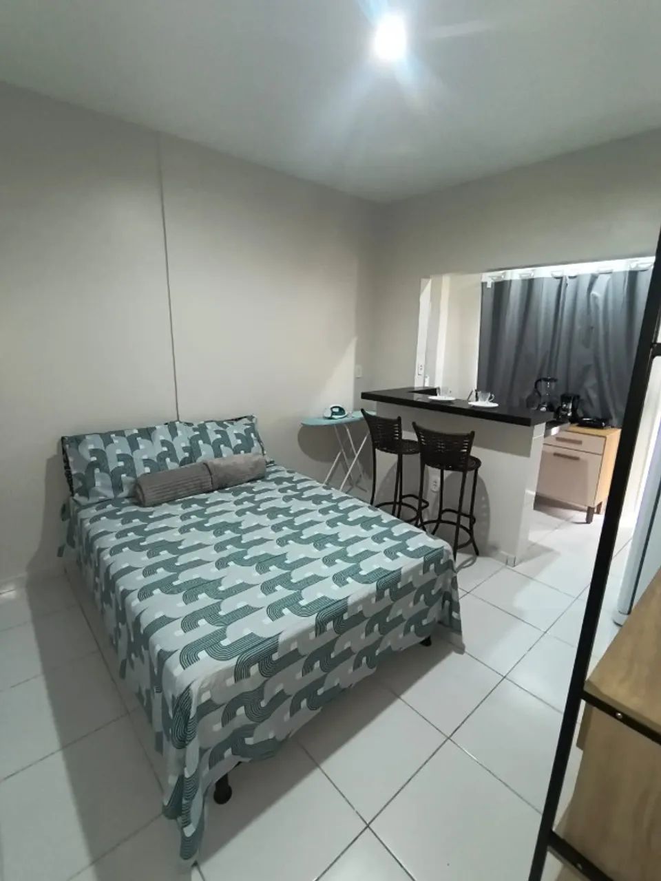 ALUGAMOS KITENETES MOBILIADAS COM AR CONDICIONADO NO CALHAU SÓ POR TEMPORDA(DIARIAS)