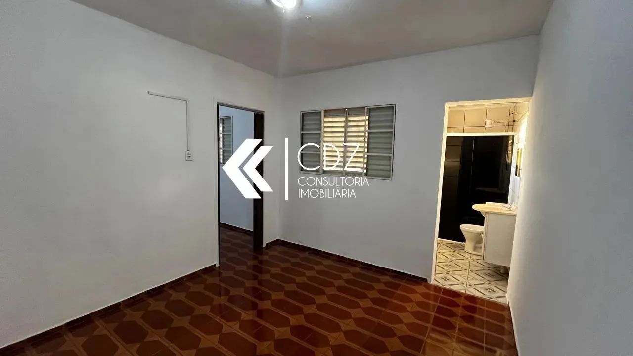 Casa com Edícula a Venda no Centro de Votorantim - Votorantim/SP