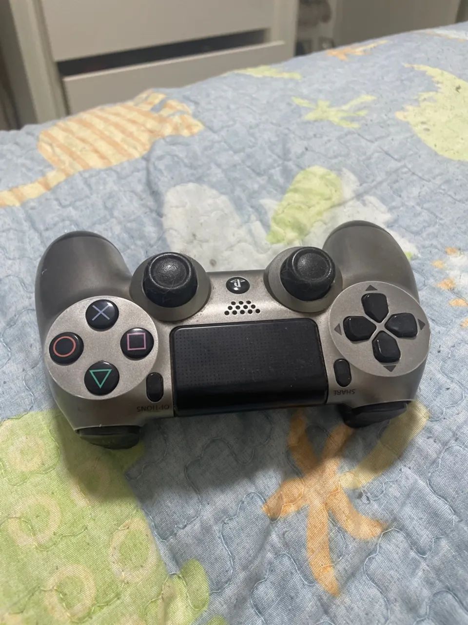 PS4  Batman Arkham Knight edição limitada (ACEITO NEGOCIAÇÃO DE PREÇO) - Foto 2