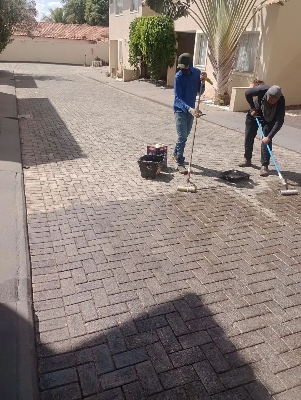 LAVAMOS CALÇADA DE PAVER, PINTURA EM GERAL ... - Foto 5