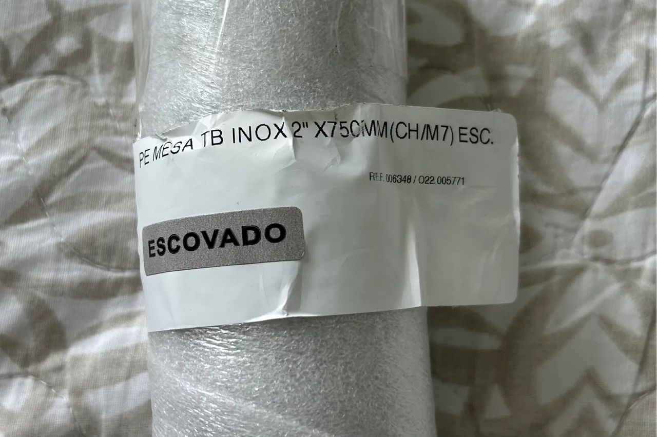 Pe de mesa em aço inox escovado ajustável. - Foto 3