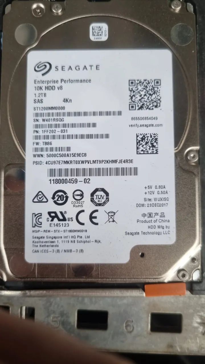 Hd Emc Seagate 1.2tb 10k Sas 12g St1200mm0008 20 