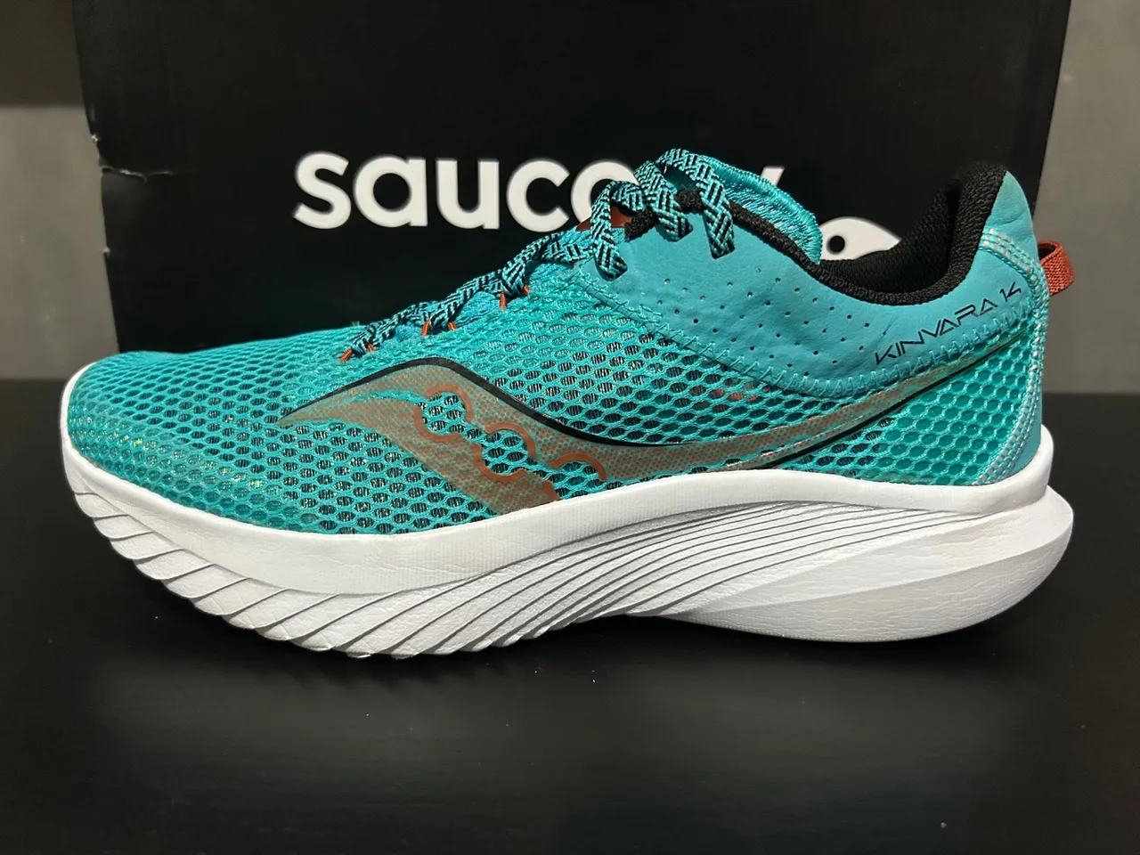 Tênis Saucony Kinvara 14