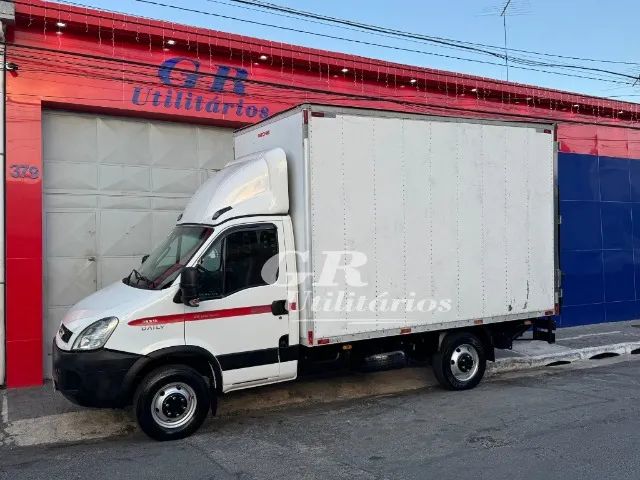 Iveco Daily 35s14 2014 Baú Plataforma - Foto 4
