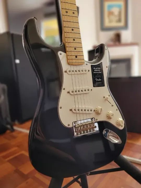 Guitarra + Hard Case Fender Player Stratocaster 2021 Zerada