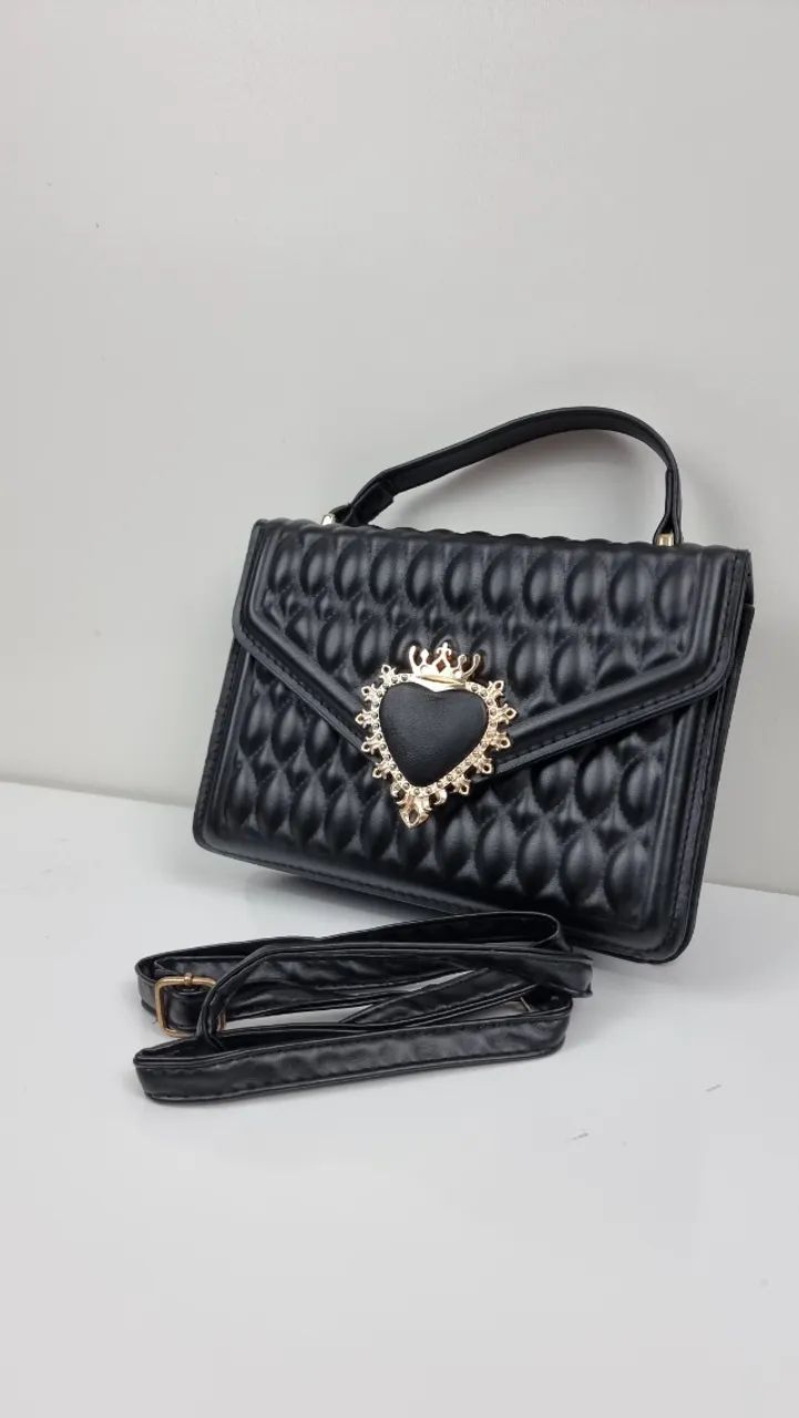Bolsa preta matelasse estilo dolce gabbana transversal