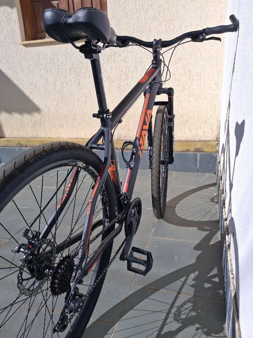 Bicicleta aro 29 com acessórios - Foto 3