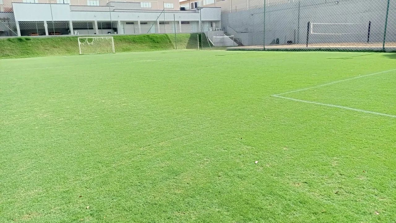 Chácara completa no Centro de Abadia - 2.200m² construídos - - Foto 11