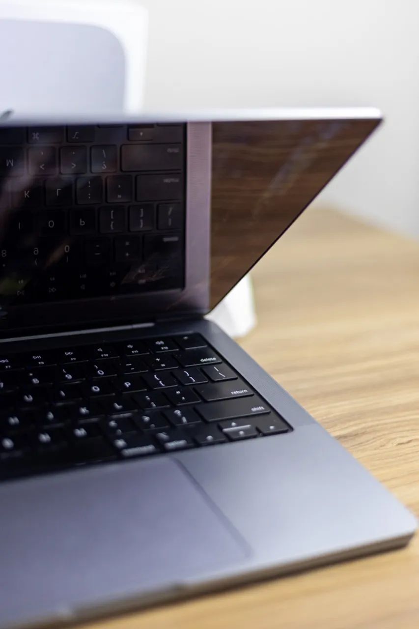 MacBook Pro M2 Pro 16GB/512GB 14 Polegadas (Espetacular) - Foto 2