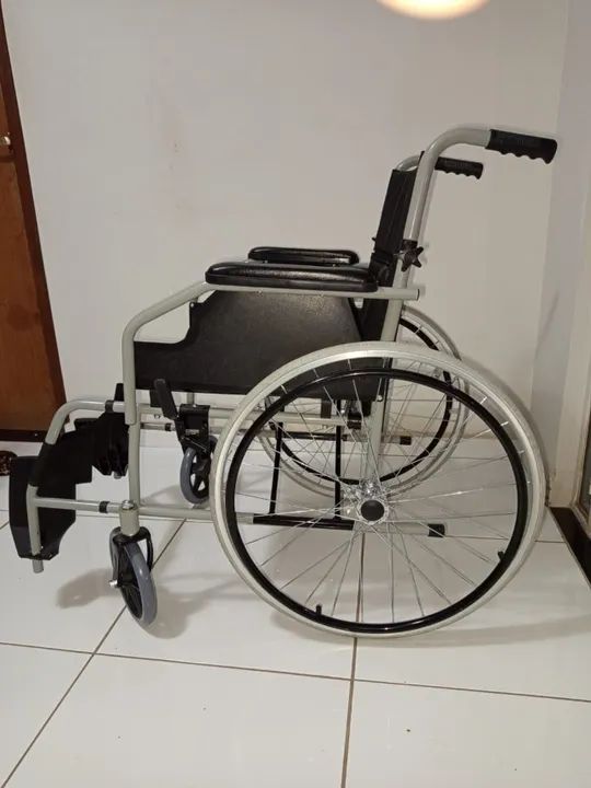 CADEIRA DE RODAS SUPER NOVA - NO PRECINHO