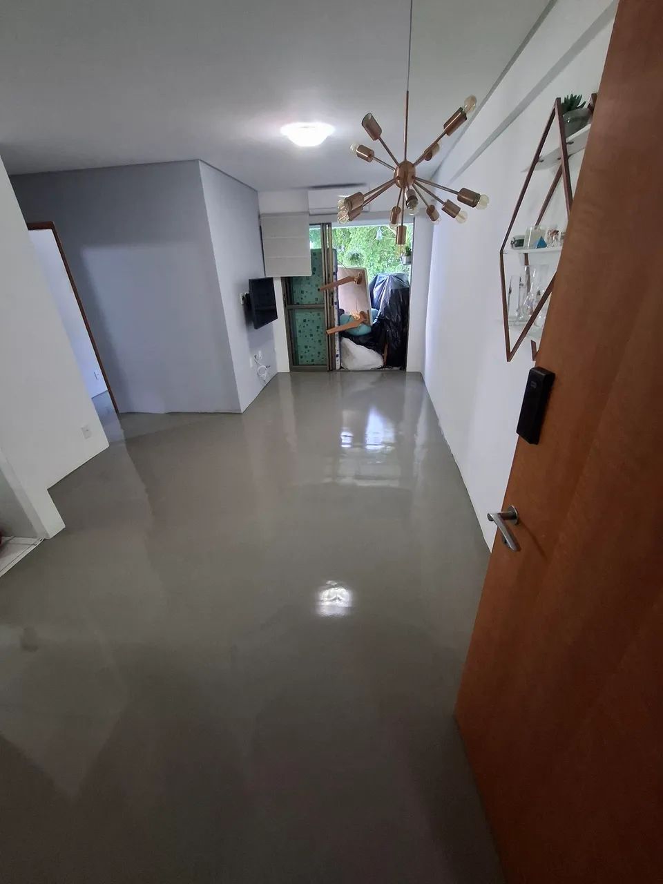 Instalação de piso vinilico, rodapé, cortinas e persianas.  - Foto 2