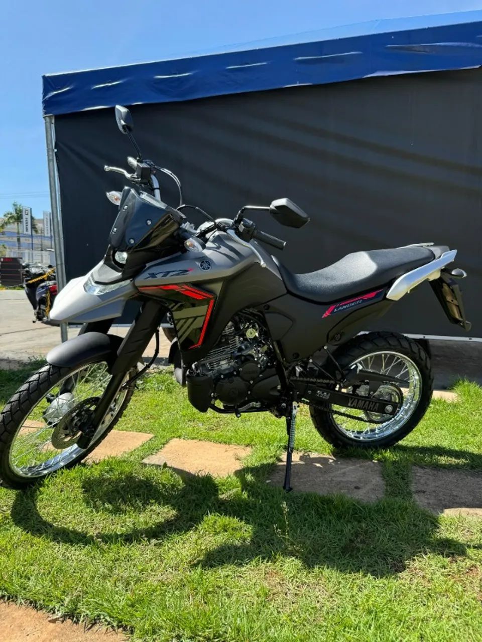 XTZ Lander 250 