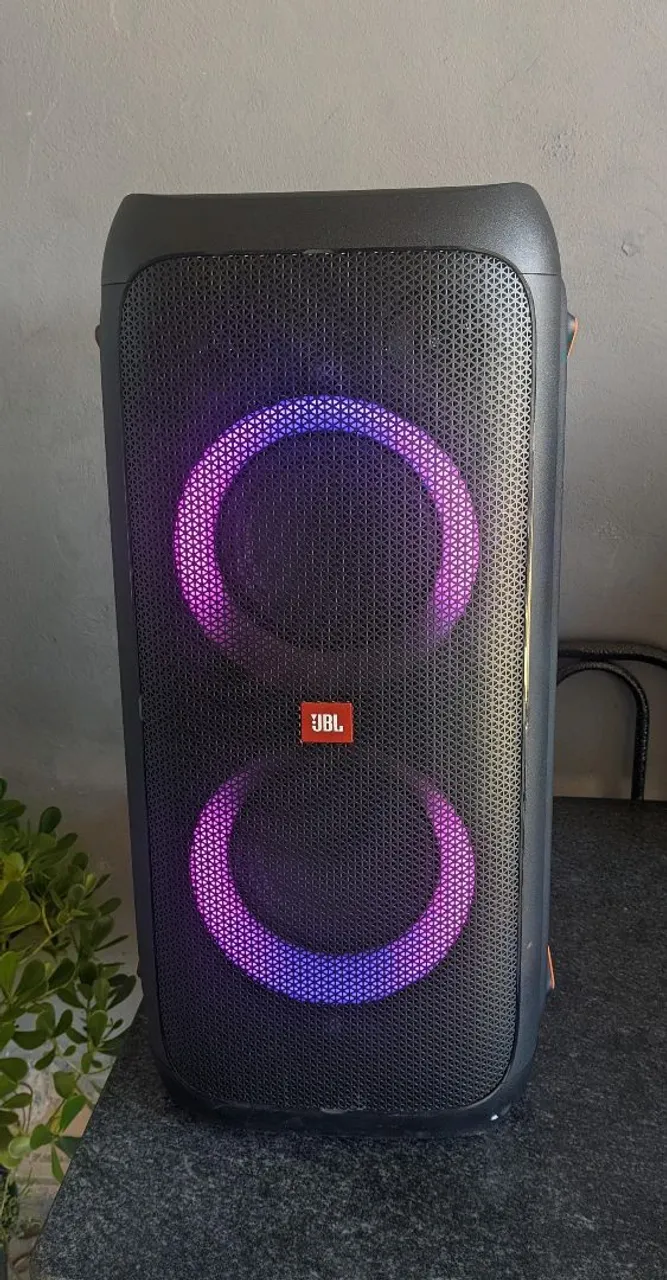 Caixa de som JBL PartyBox