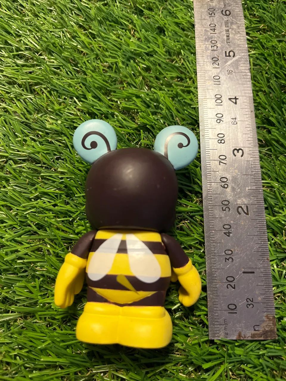Disney Vinylmation- Abelha  - Foto 3