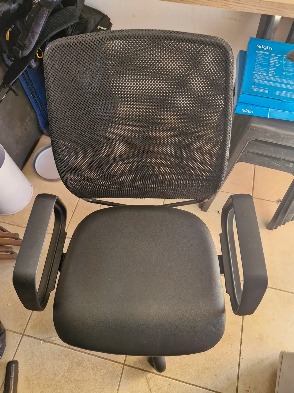 Cadeira de Escritório Ergonômica Preta