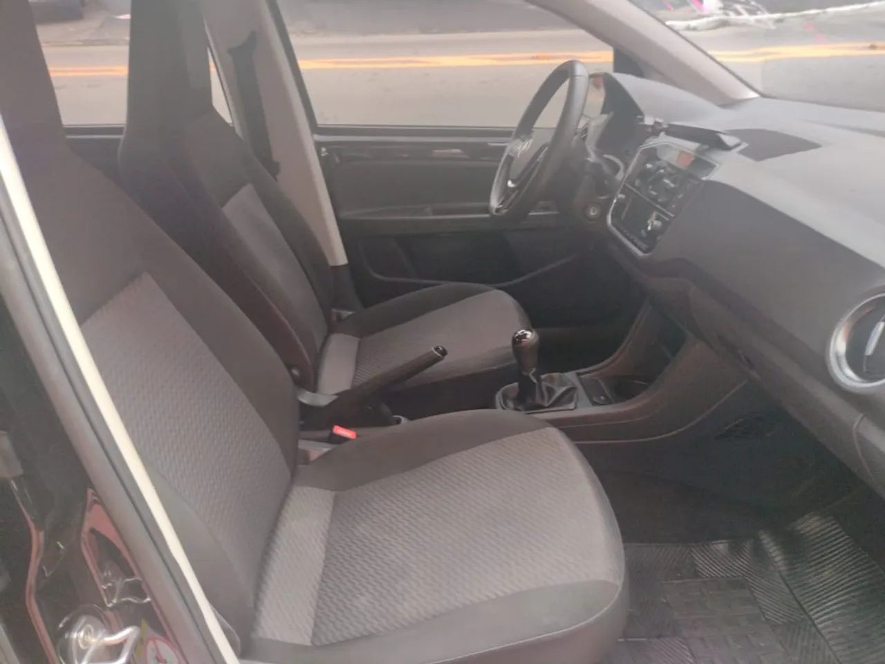 Volkswagen Up! Move 1.0 TSI Total Flex 12V 5P 2019 - Foto 7