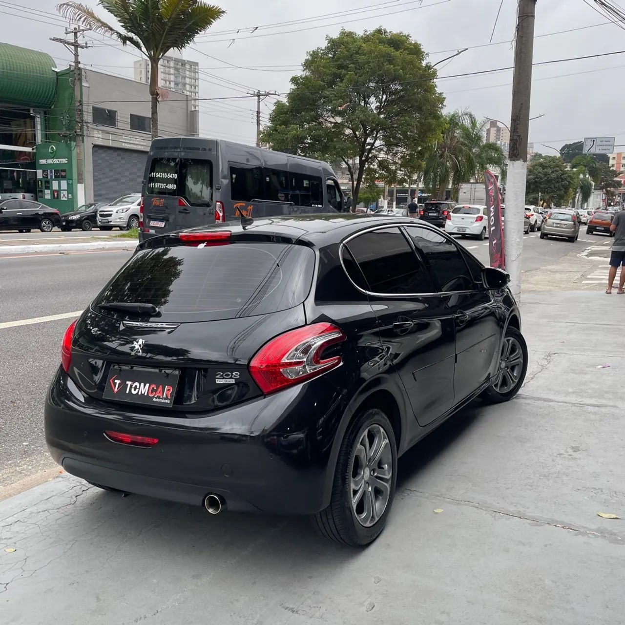 PEUGEOT 208 1.6 GRIFFE COM TETO BAIXA KM - Foto 4