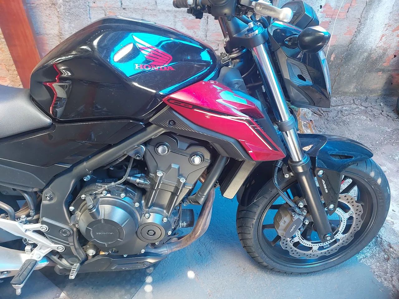 Moto Honda CB 500f - Preta com Vermelha - Foto 9