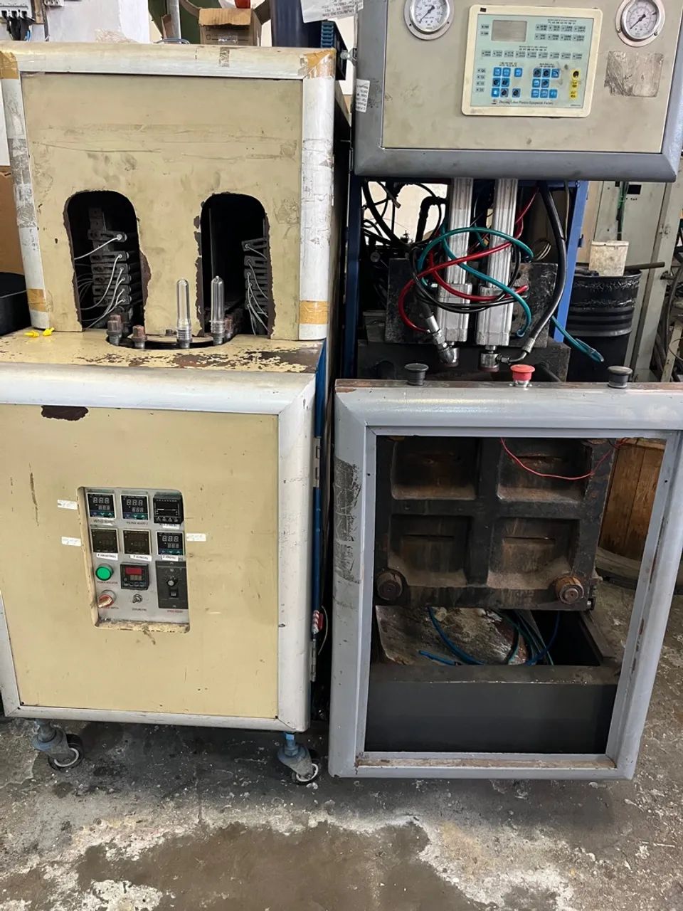 PET Blow Molding Machine