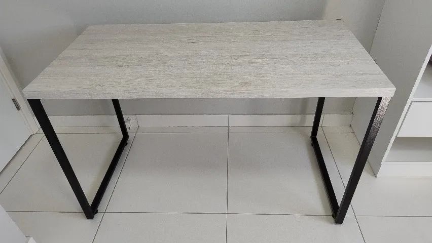 Mesa de escritório/escrivaninha NOVA - 1,20 x 0,60 x 0,75 - Foto 2