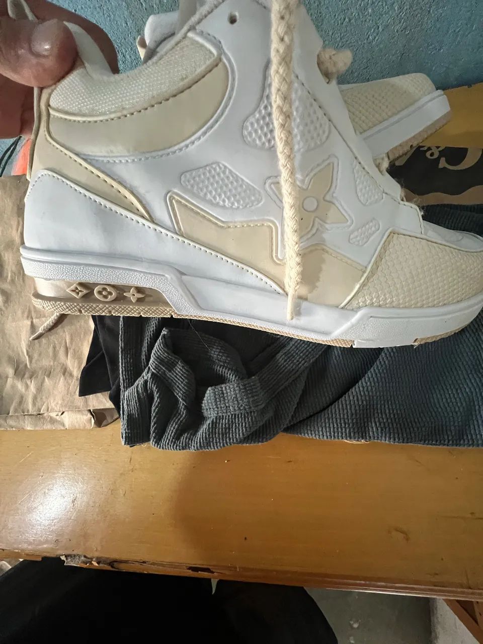 VENDO TENIS LV - Foto 4