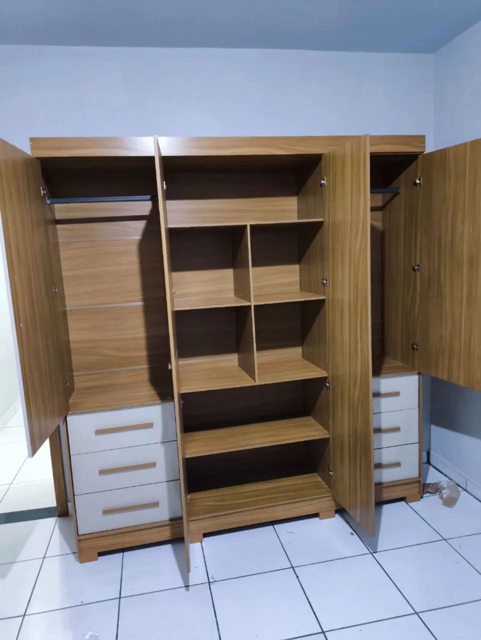 Guarda roupa casal entrega e montagem grátis  - Foto 2