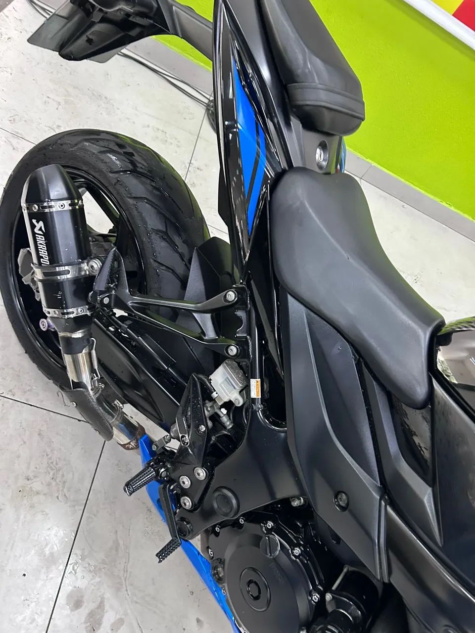SUZUKI GSX S 750A - Foto 3