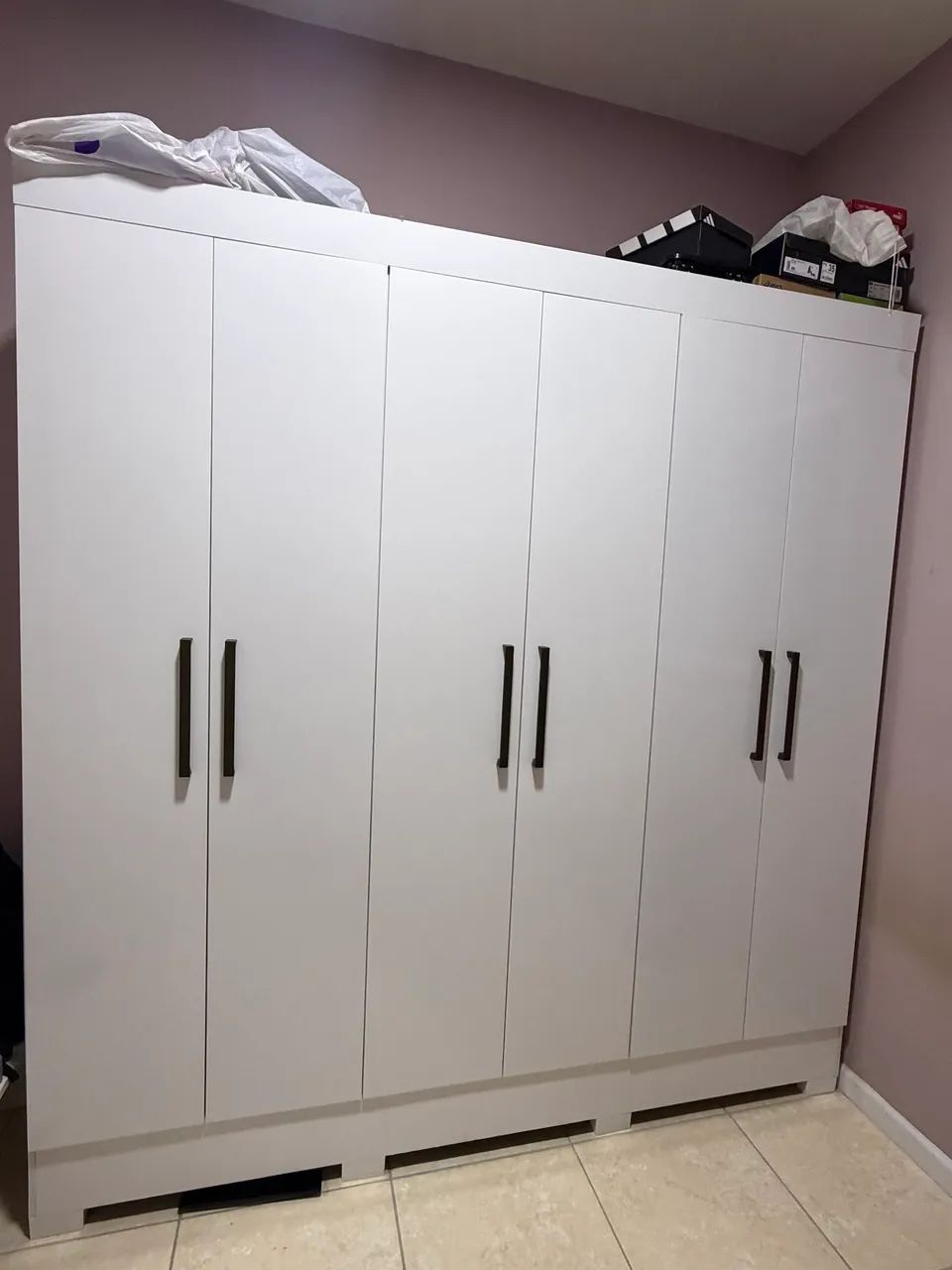 GUARDA ROUPA 6 PORTAS 