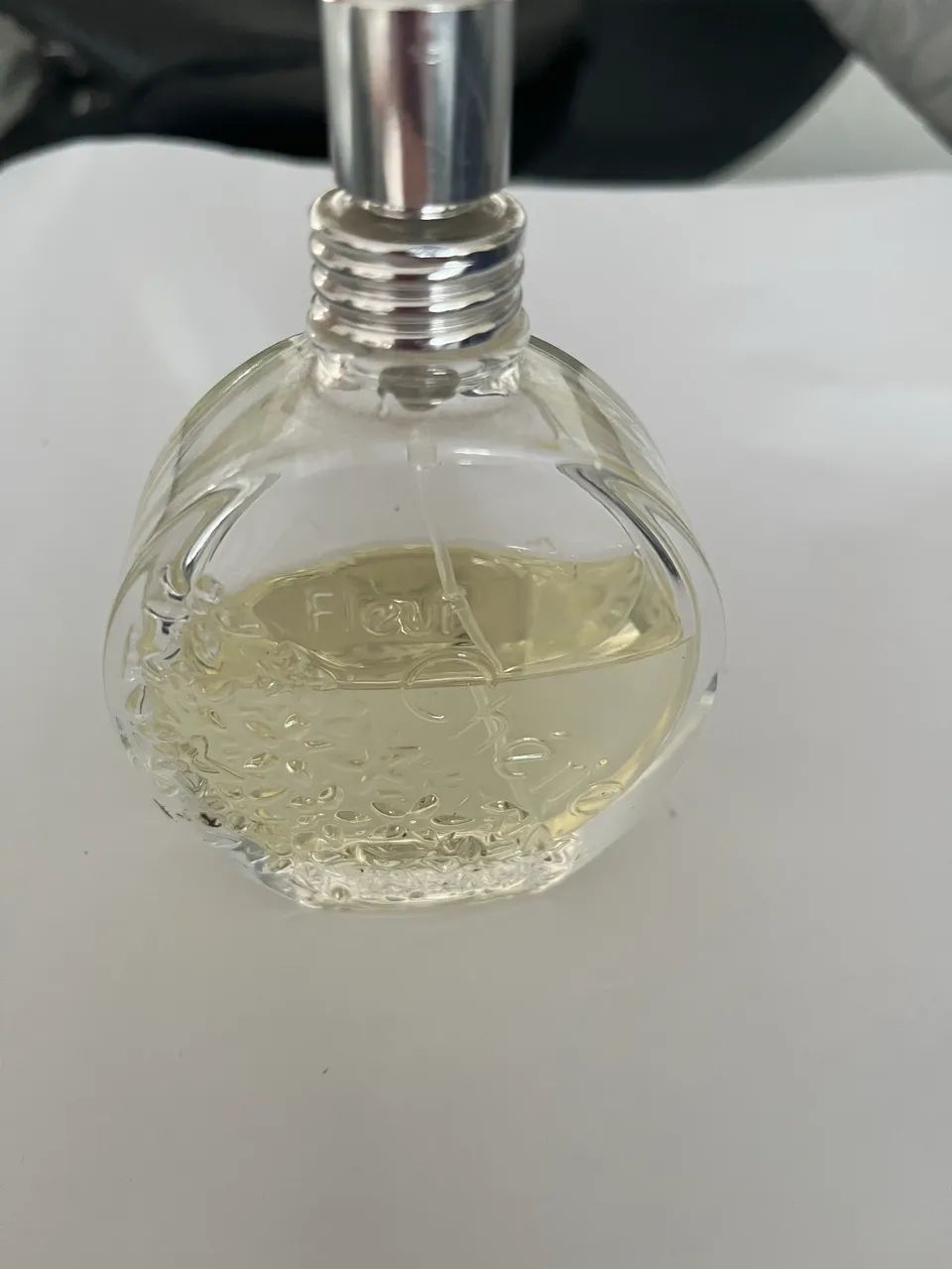 Perfume cherie fleur Loccitane 