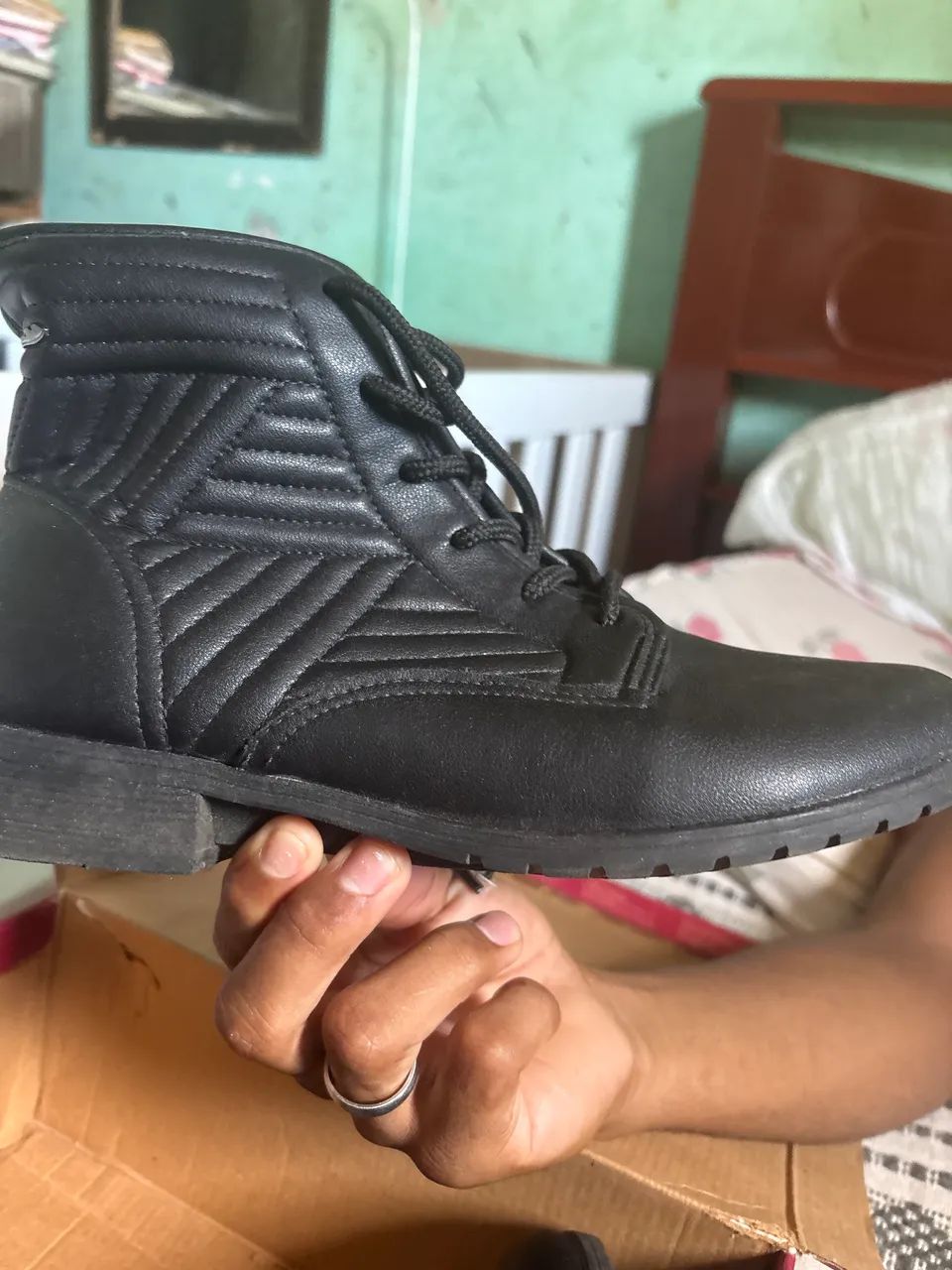 estou vendendo uma bota  - Foto 2
