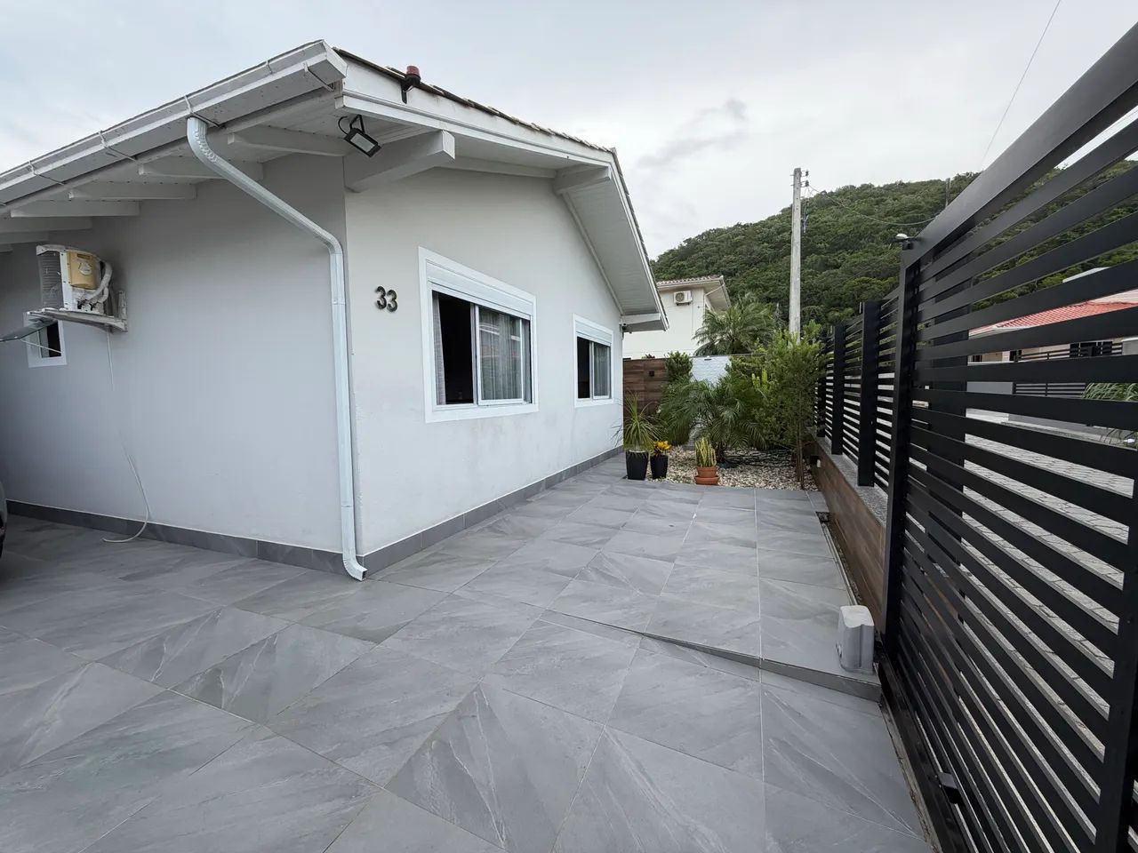 Linda Casa Mobiliada 