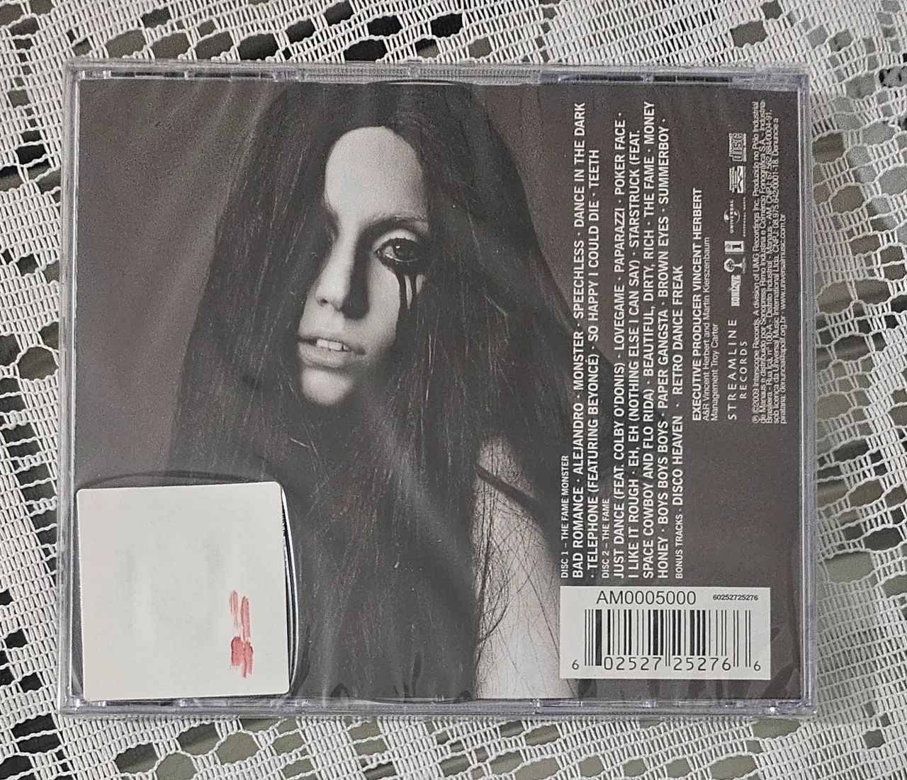 Lady Gaga - The Fame Monster - CD duplo - Foto 2