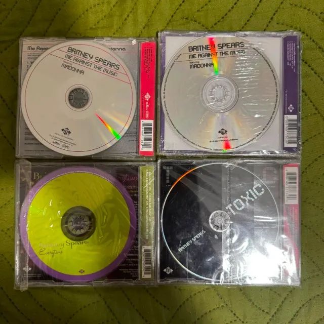 Britney Spears - Combo Singles - In The Zone - Foto 2