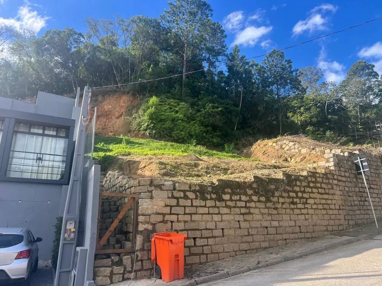 Terreno com 330,00 m² - Saco dos Limões