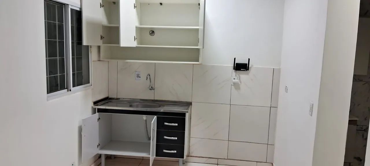 Alugo - kitnet - Moreninha 