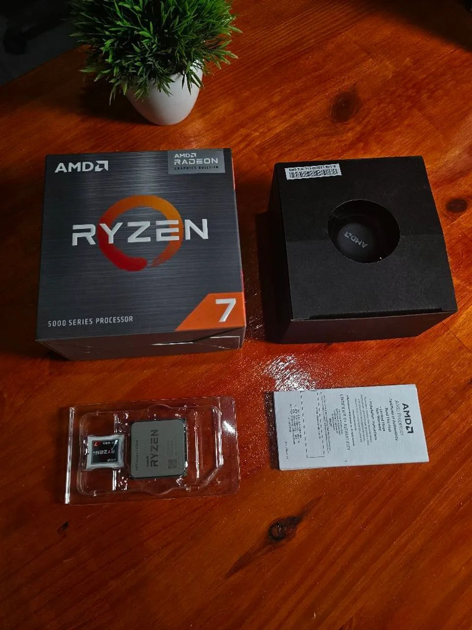 AMD Ryzen 7 5700G  - Foto 2