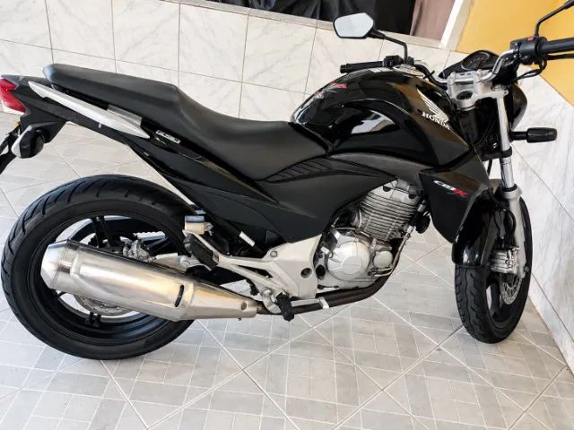 HONDA CB300 