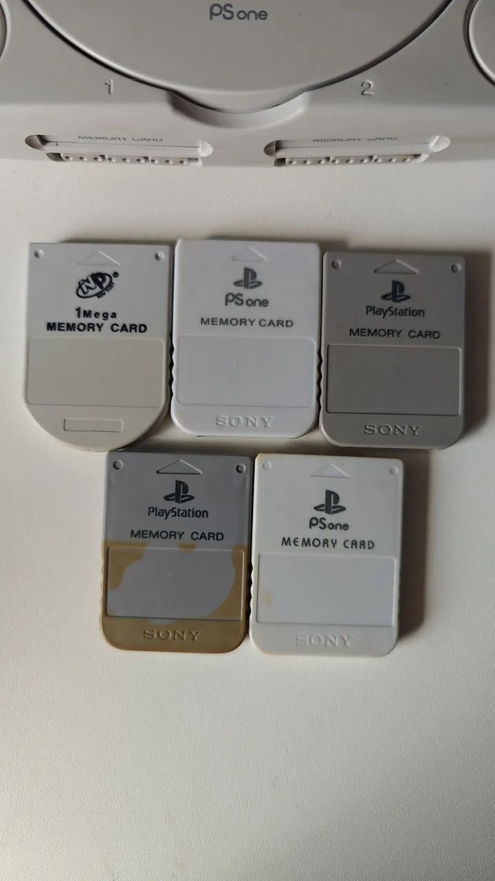 Memory card PS1 e PS2 