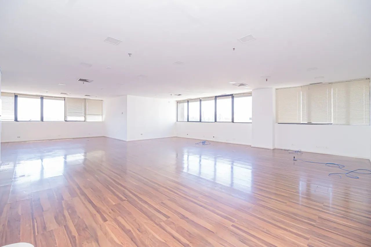 Sala Comercial a Venda em Santo Amaro  120m², 2 Banheiros e 2 Vagas - Foto 9