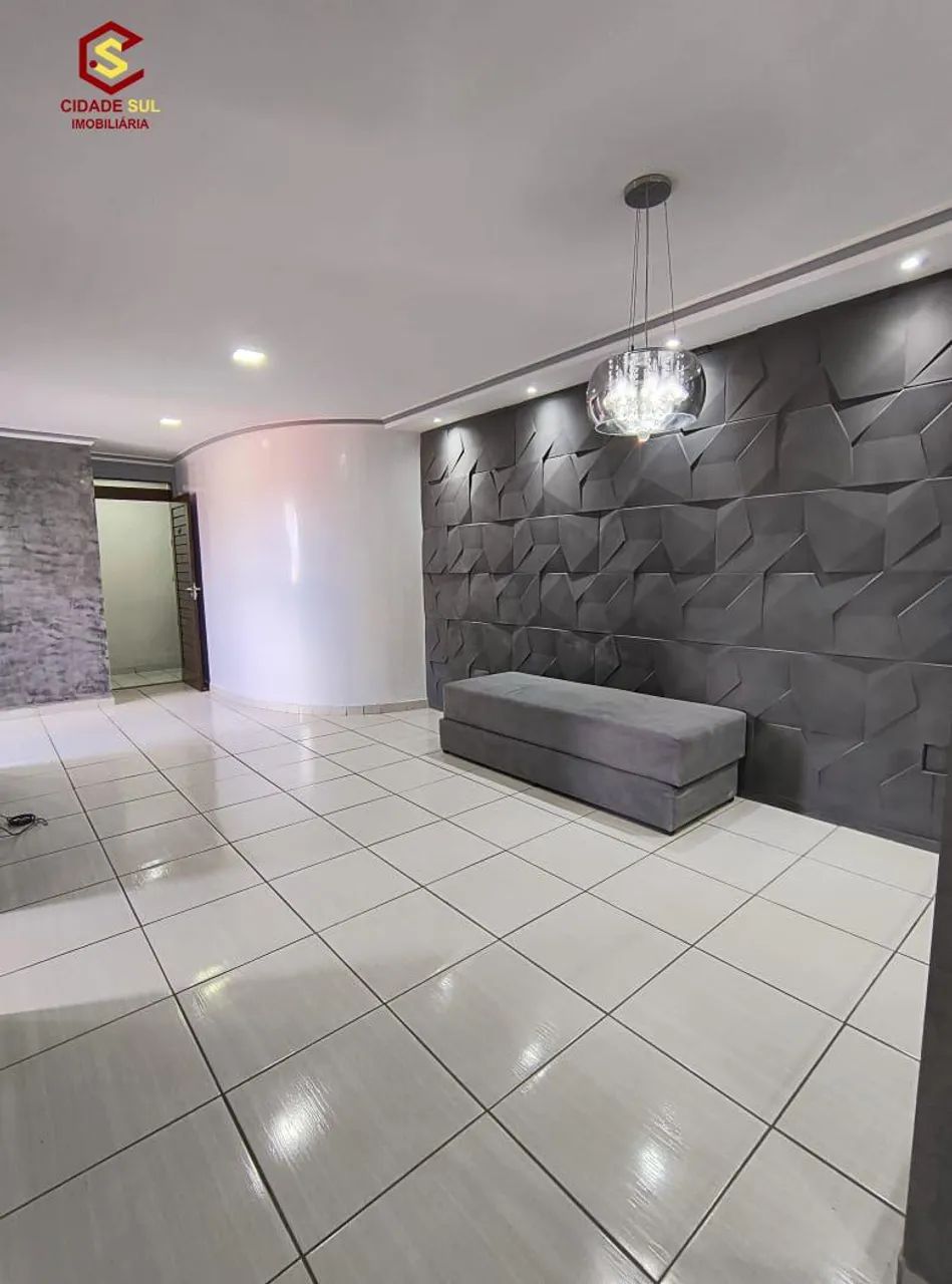 Lindo apartamento com 3 quartos, sendo um suíte, varanda, 2 salas, cozinha 2