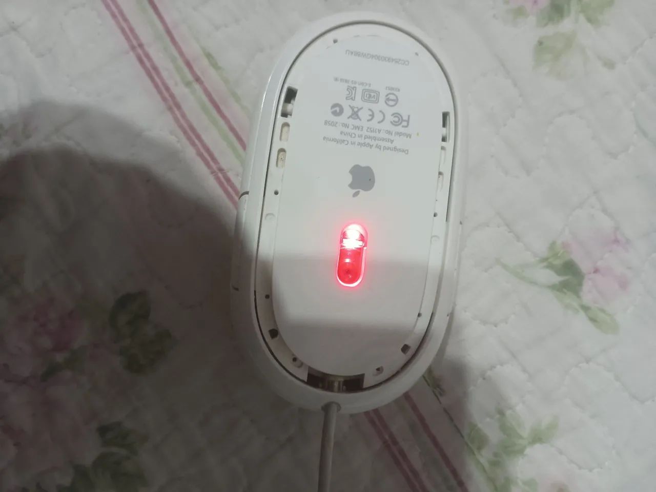 Mouse Apple Mighty Mouse Com Fio (USB - Modelo A1152) - LEIA O ANÚNCIO  - Foto 5